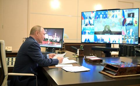Президент РФ В. Путин объявил о нерабочих днях