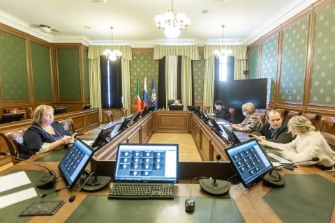 Ректор КФУ принял участие в видеоконференции с Росреестром