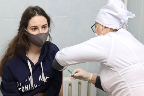 В КФУ продолжается вакцинация иностранных студентов от COVID-19