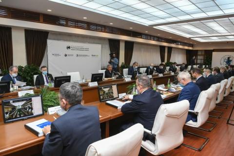 В КФУ состоялось заседание международного Наблюдательного совета НЦМУ
