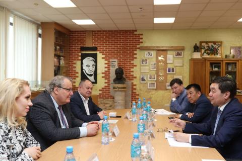 КФУ и Евразийский национальный университет расширяют сотрудничество