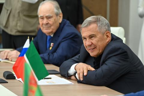 Дмитрий Таюрский принял участие во встрече Президента РТ с послами стран-членов ОИС  