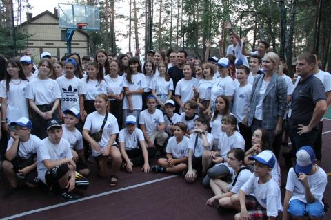 В лагере «Буревестник» КФУ завершилась смена для школьников из ДНР
