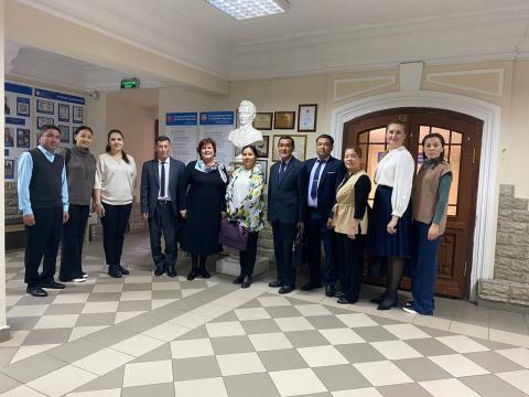 Преподаватели Узбекистана перенимают опыт КФУ