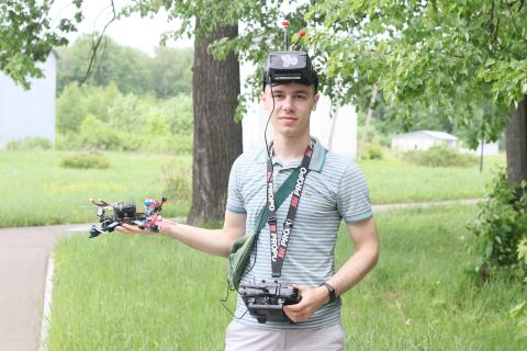 Сам себе инженер: студент КФУ собирает собственные дроны 