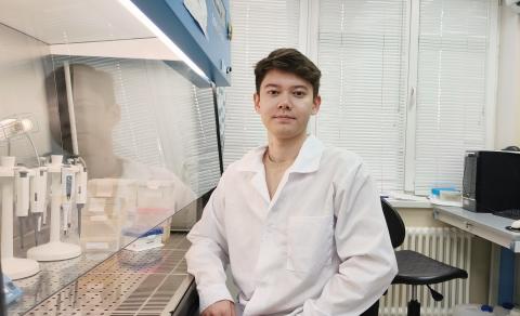 Студент КФУ разрабатывает биоразлагаемые имплантаты для восстановления периферических нервов