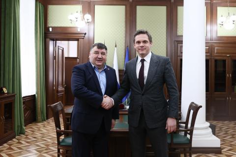 Ректор КФУ Ленар Сафин встретился с председателем совета директоров FESCO Андреем Севериловым