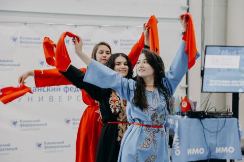На форуме «Россия – Исламский мир: KazanForum» открылся Фестиваль восточных культур КФУ