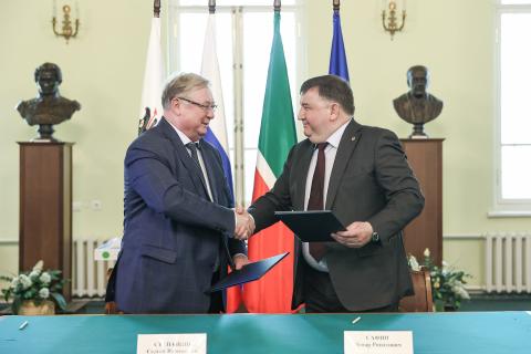 КФУ и Российский книжный союз подписали соглашение о сотрудничестве