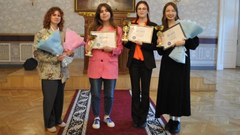 В КФУ наградили победителей конкурса «Знаешь ли ты историю alma mater?»