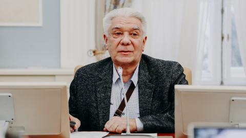 Юбилей под знаком Луны: 70 лет профессору КФУ Юрию Нефедьеву