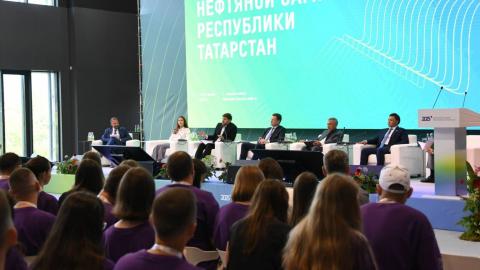 Проректор КФУ принял участие в Нефтяном саммите РТ