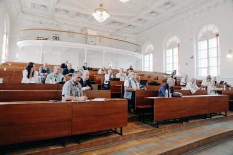 В КФУ проходит XVII Международная школа-конференция по теории функций
