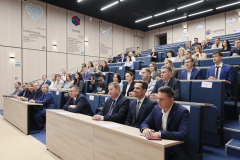 Холдинг «ТАГРАС» обновил для КФУ аудиторию к новому учебному году 