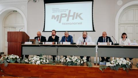 Развитие мРНК-технологий: в КФУ подвели итоги второго заседания научно-технического совета 