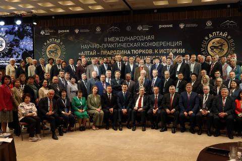 Ректор КФУ находится с рабочим визитом в Горно-Алтайске