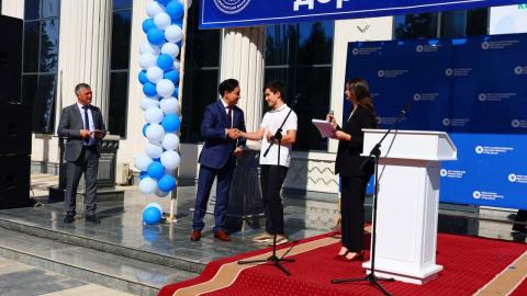 Филиал КФУ в Джизаке отметил День знаний