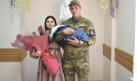 Глава Минтруда РТ вручила «Подарок новорожденному» в Университетской клинике КФУ