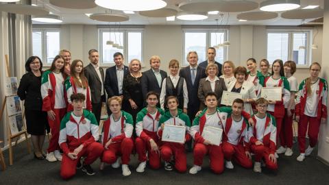 В IT-лицее КФУ чествовали призеров Всероссийской открытой полевой олимпиады юных геологов