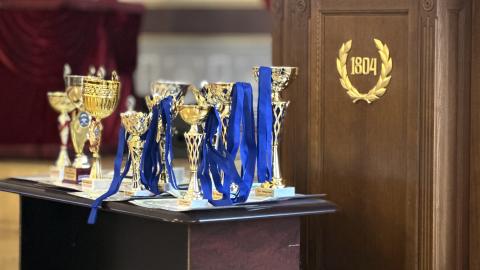 В КФУ школьники из Москвы и Татарстана сошлись в дебатах