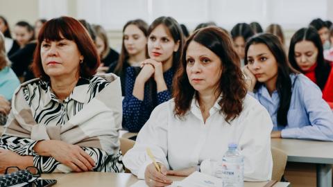 В КФУ стартовала программа повышения квалификации для преподавателей из Узбекистана