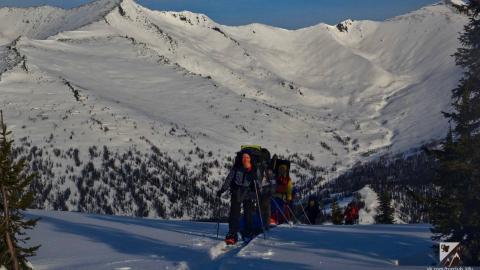 Морозное приключение: активисты турклуба Alter Ego КФУ поделились правилами идеального зимнего похода   