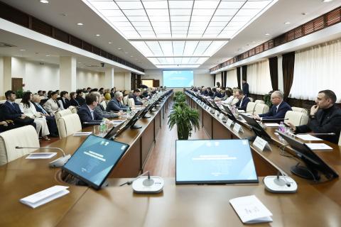 Ректор КФУ провел заседание Ученого совета