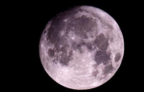 Профессор КФУ оценил возможности человечества начать добычу полезных ископаемых на Луне