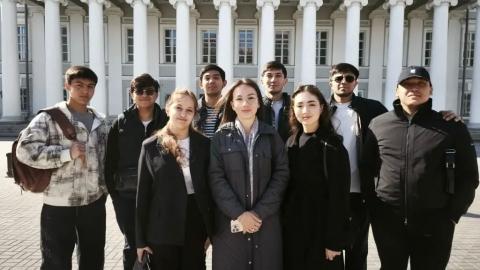 Студенты из Джизака стажируются в Казани