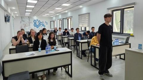 В филиале КФУ в Джизаке в рамках конкурса «Лобачевский. Прорыв» школьники представили проекты