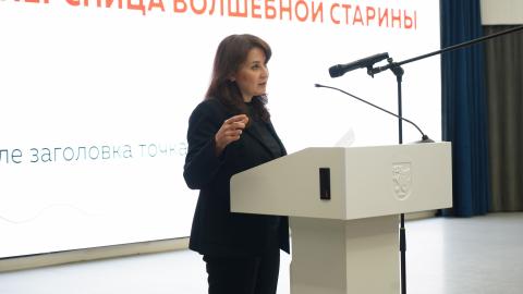 Лейла Фазлеева стала чтецом «Тотального диктанта» в КФУ