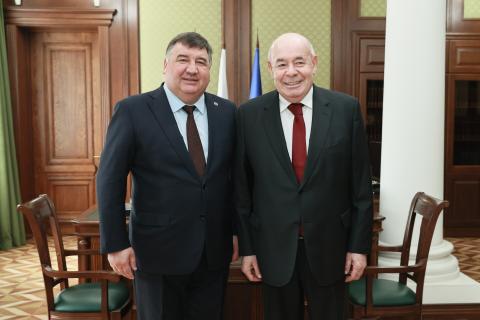 Ректор КФУ встретился с президентом Академии российского телевидения Михаилом Швыдким 