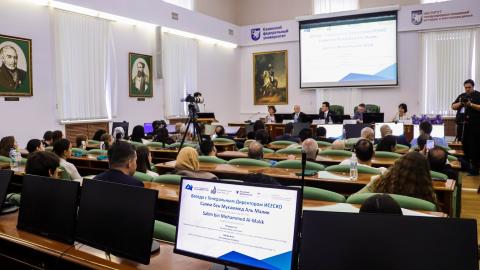 В КФУ генеральный директор ИСЕСКО презентовал свою книгу