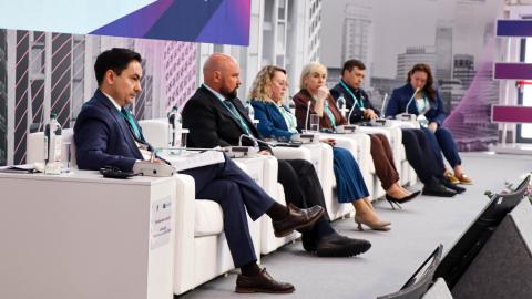 «Земля в цифре»: геоинформационные системы и платформенные решения в управлении территориями обсудили на «КазаньФоруме»