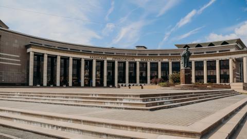 Выпускники направления «Прикладная филология: татарский язык и литература, журналистика» и медиалаборатории ТНВ получили дипломы