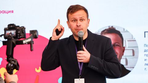 «PROнаука»: эксперты выступили с научными стендапами в Казанском федеральном