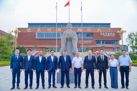 Ректор КФУ встретился с руководством компании «Линшэн»