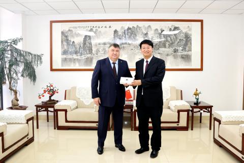 Ректор КФУ находится с рабочим визитом в Китайской Народной Республике