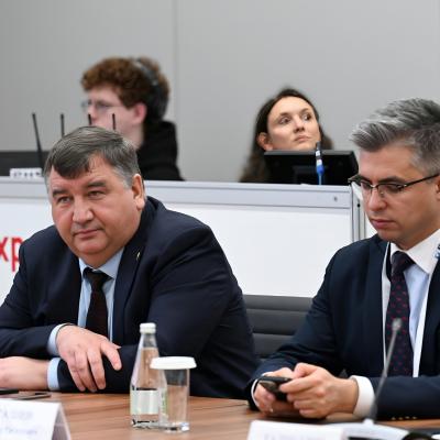 Ректор КФУ принял участие в XX Российском венчурном форуме